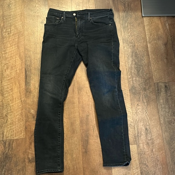 Levi’s Jeans - Picture 1 of 4